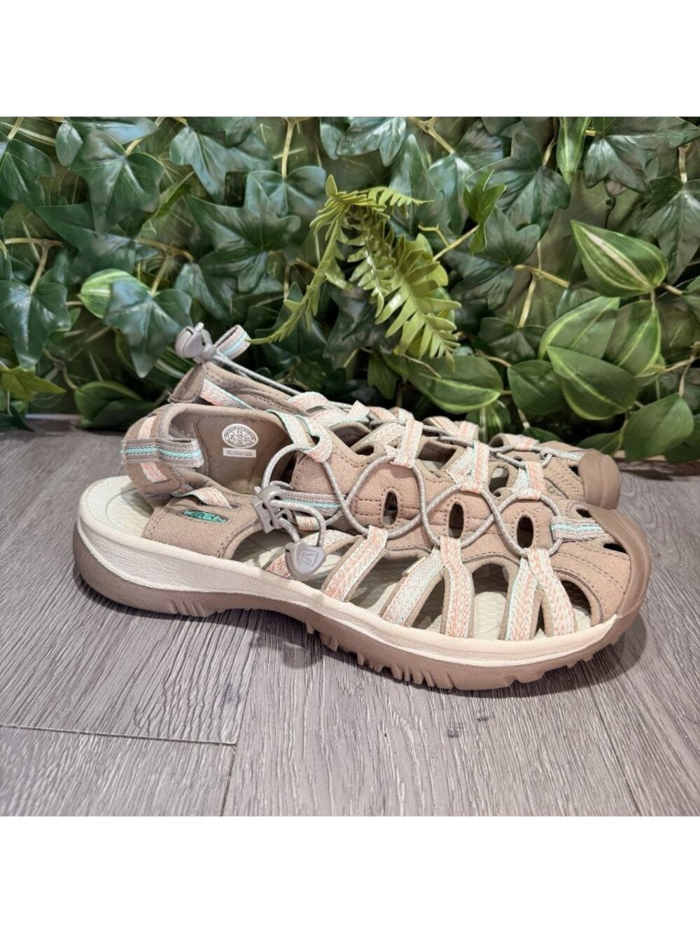 KEEN Women’s Size 11 M Whisper Sandals Waterproof Taupe/Coral